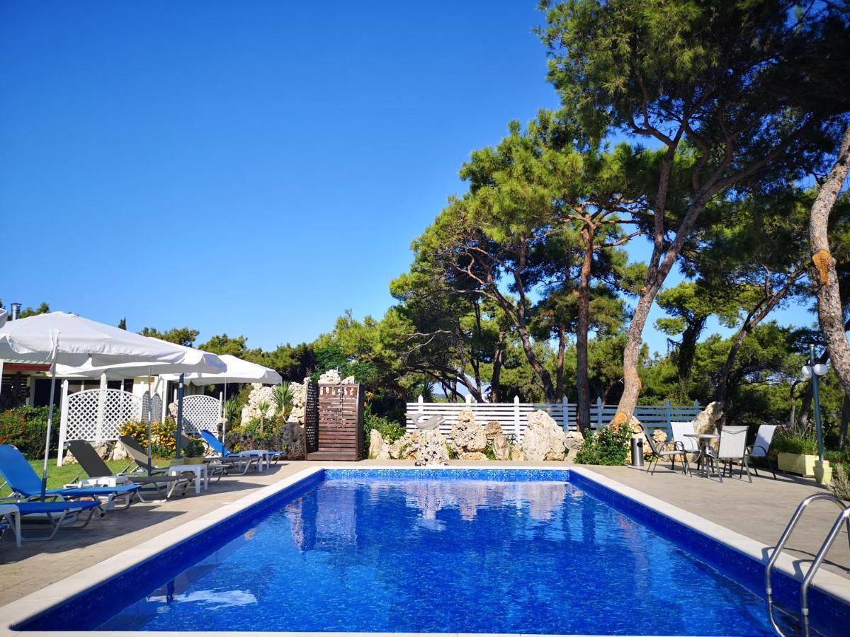Louis Luxury Villa By Living In Blue Koskinou  Exterior foto